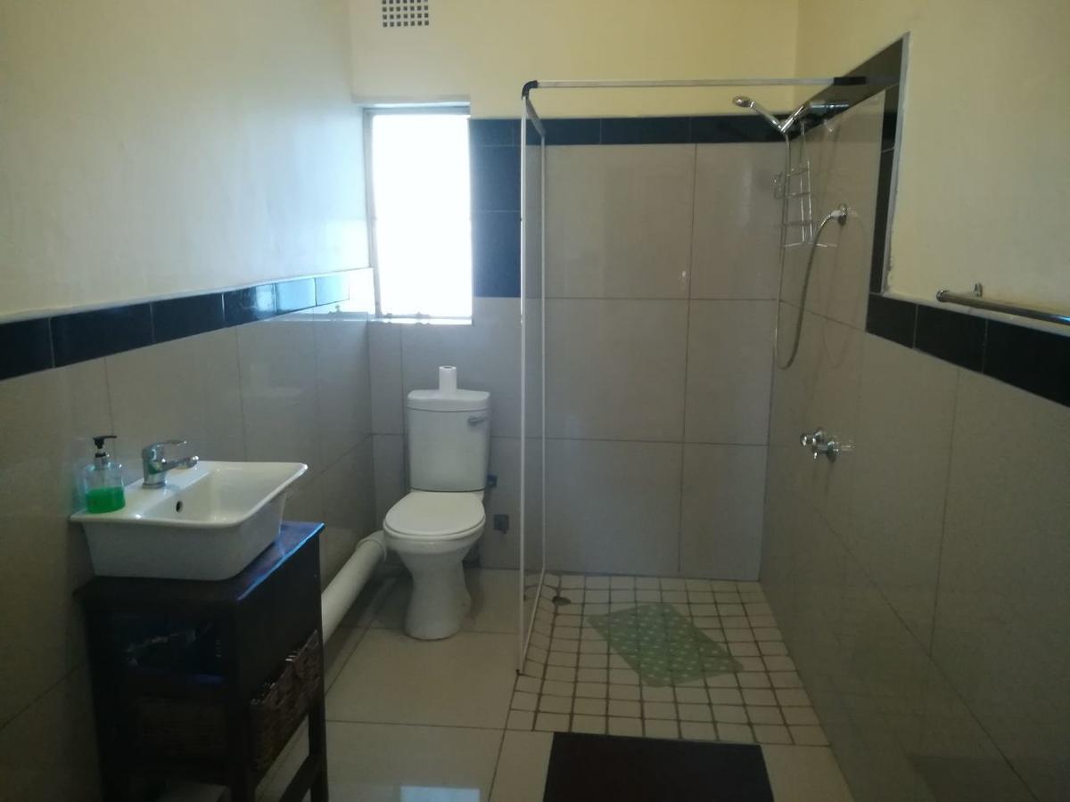 White House Lodge On Main Beaufort West Ngoại thất bức ảnh