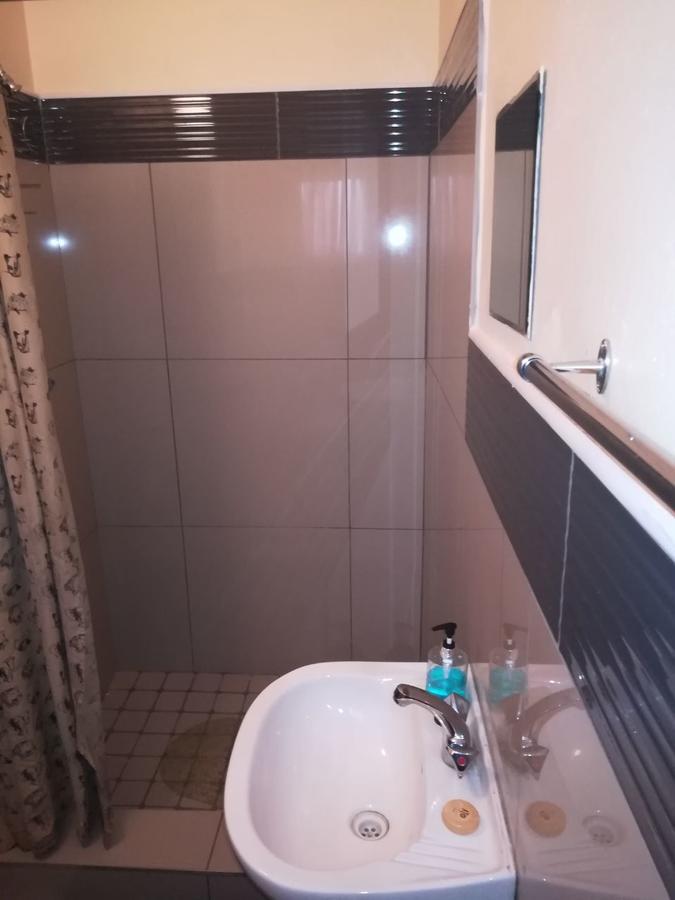 White House Lodge On Main Beaufort West Ngoại thất bức ảnh